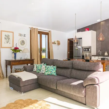 Gorrio Petit Villa María de la Salud